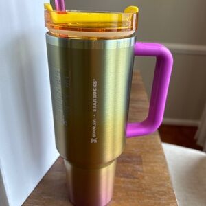 Starbucks x Stanley Summer 2024